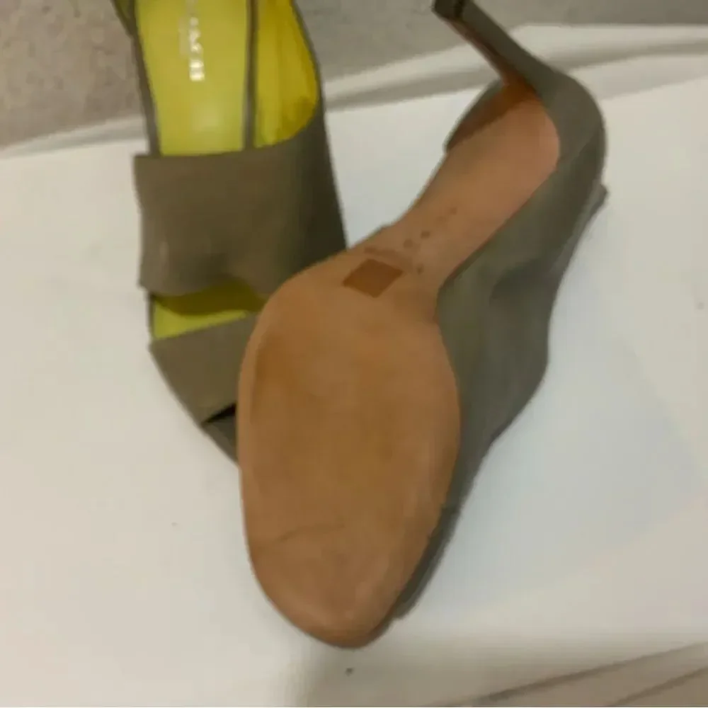 Coach Manhattan Genuine Leather Grey Stiletto Sandal Size 7.5 B